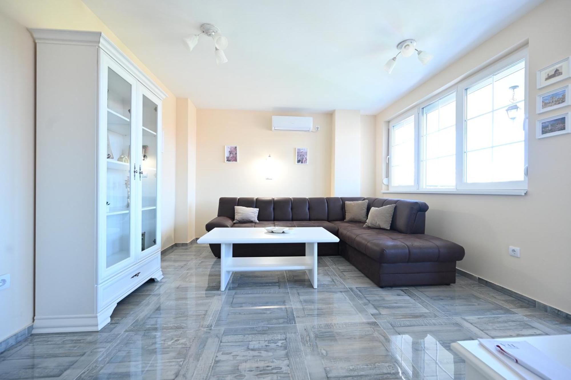 Apartmani TEA Vrnjacka Banja Bagian luar foto